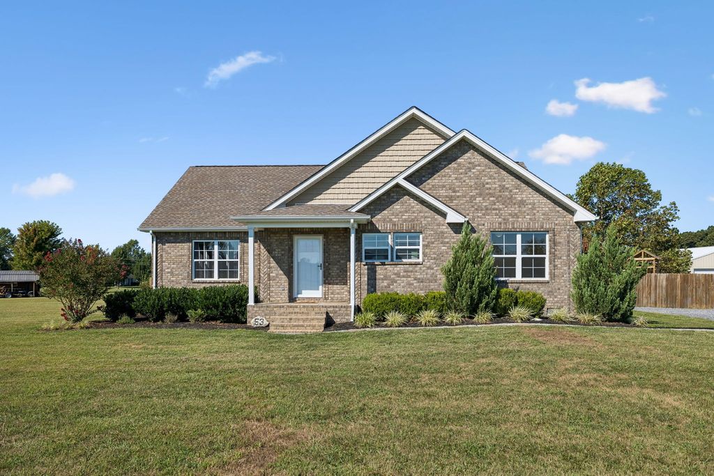 53 Morgan Rd, Lafayette, TN 37083