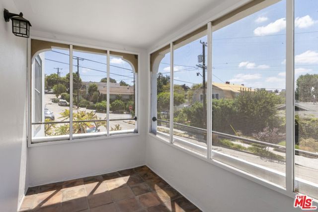 980 W Kensington Road, Los Angeles, CA 90026