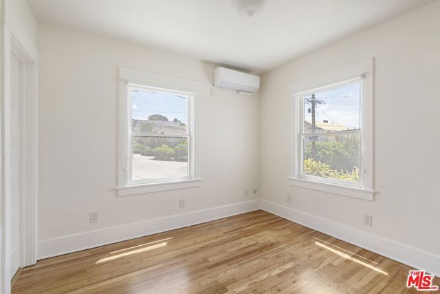 980 W Kensington Road, Los Angeles, CA 90026