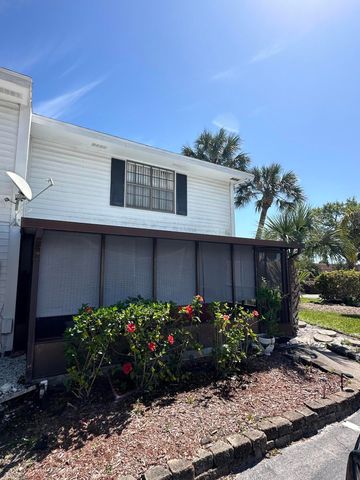 1411 Manor Drive NE, Palm Bay, FL 32905