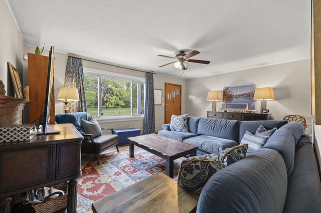 2475 Mccoy Road, Upper Arlington, OH 43220