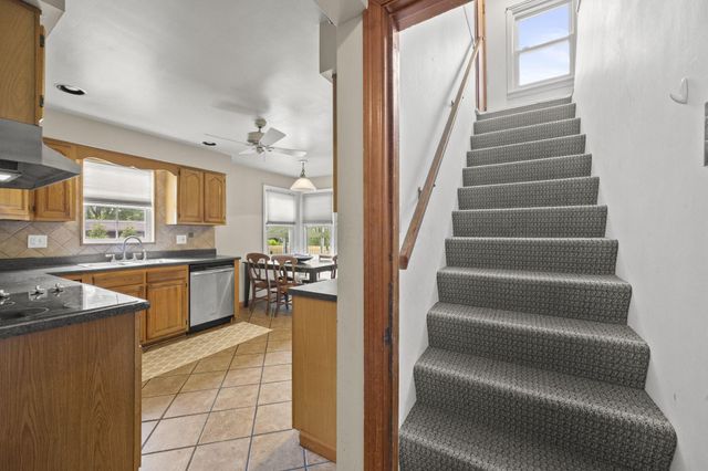 2475 Mccoy Road, Upper Arlington, OH 43220