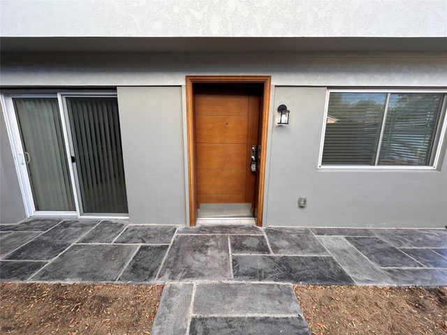 8905 Tronewood DR B, Austin, TX 78758