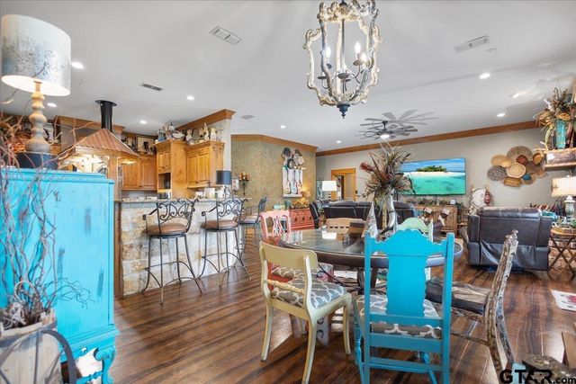 14955 FM 2010, Chandler, TX 75758
