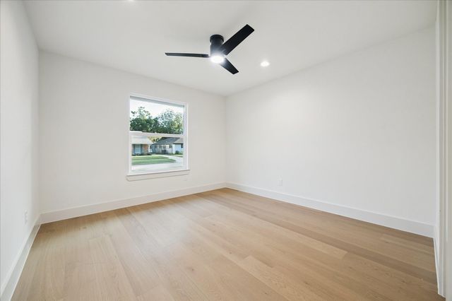 6110 Yarwell Drive, Houston, TX 77096