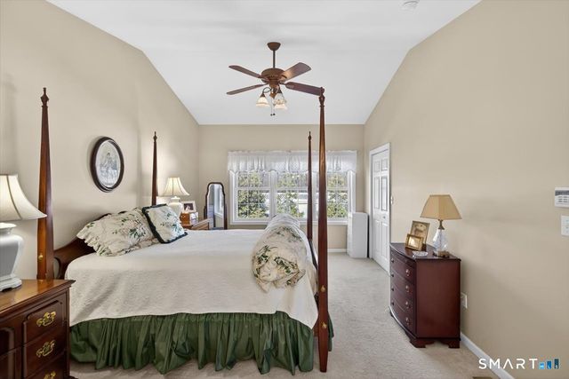 500 Elm Street 13-6, North Haven, CT 06473