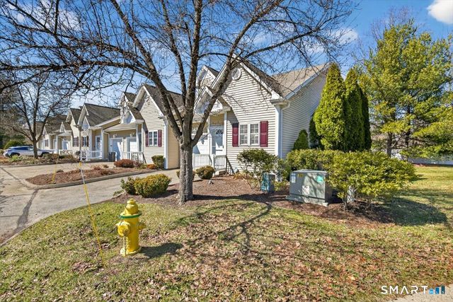 500 Elm Street 13-6, North Haven, CT 06473