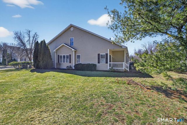 500 Elm Street 13-6, North Haven, CT 06473