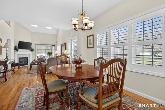 500 Elm Street 13-6, North Haven, CT 06473