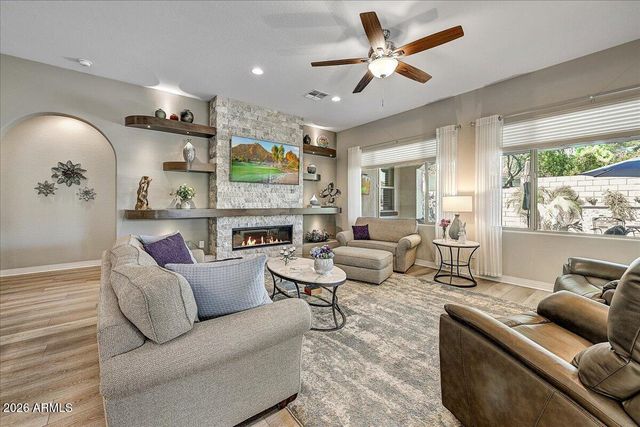 2012 W ANDALUSIAN Trail, Phoenix, AZ 85085