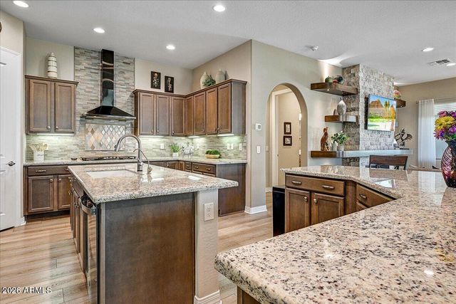 2012 W ANDALUSIAN Trail, Phoenix, AZ 85085