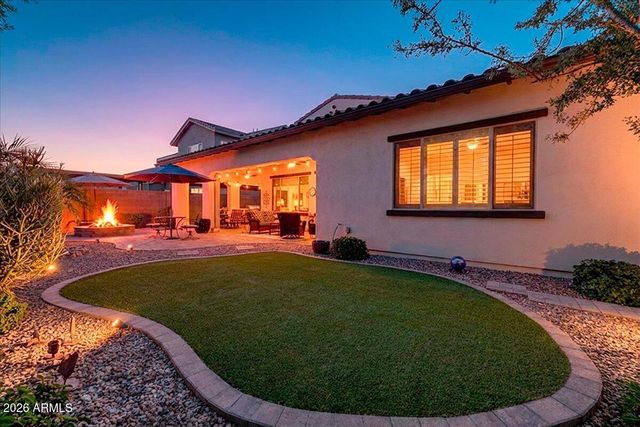 2012 W ANDALUSIAN Trail, Phoenix, AZ 85085