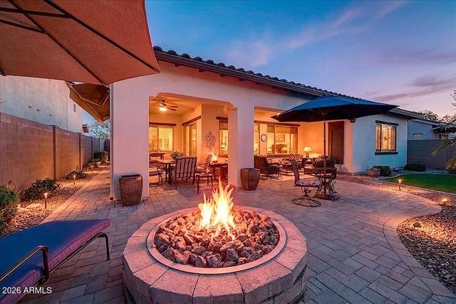 2012 W ANDALUSIAN Trail, Phoenix, AZ 85085