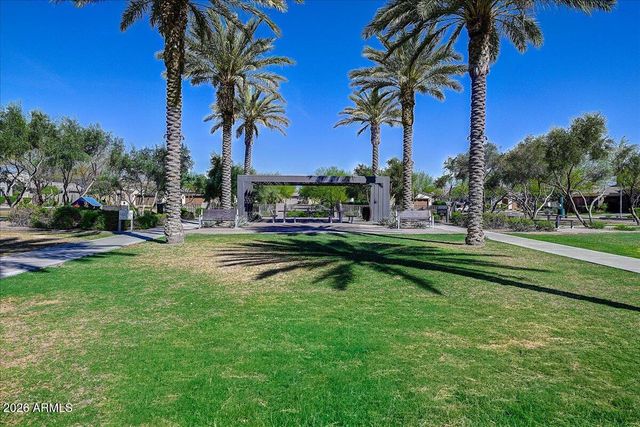 2012 W ANDALUSIAN Trail, Phoenix, AZ 85085