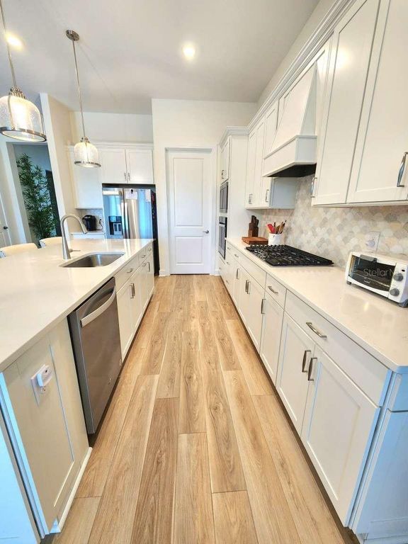 Image 11 of property listing at 9024 BARRIER COAST TRAIL, Parrish, FL 34219