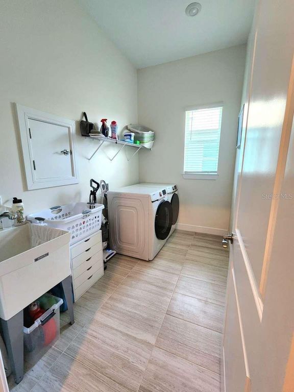 Image 28 of property listing at 9024 BARRIER COAST TRAIL, Parrish, FL 34219