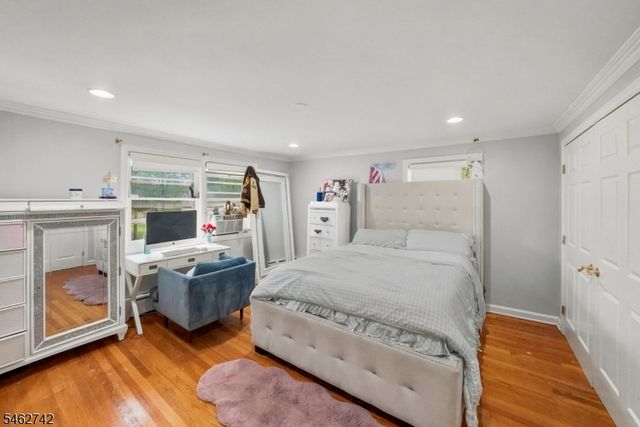 17 Harrison Ave, Long Hill Twp., NJ 07933