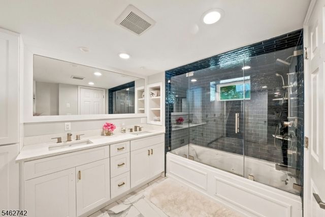 17 Harrison Ave, Long Hill Twp., NJ 07933