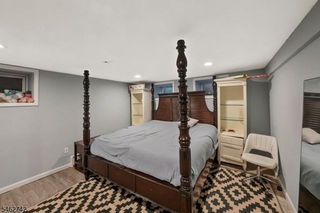 17 Harrison Ave, Long Hill Twp., NJ 07933