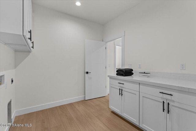 9345 N Secretariat Ln, Hayden, ID 83835