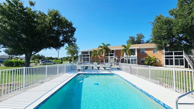 3586 CAPEHAZE DRIVE B4, Rotonda West, FL 33947