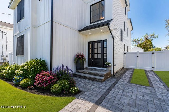619 Park Avenue, Brielle, NJ 08730