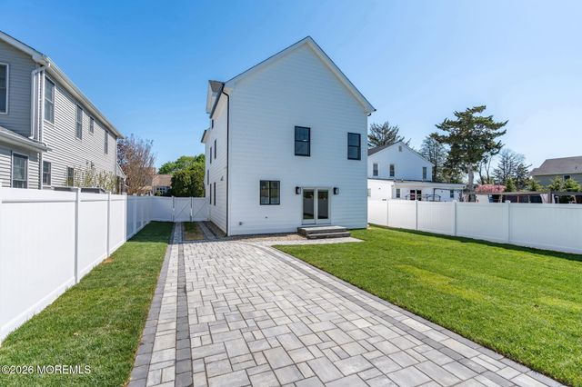 619 Park Avenue, Brielle, NJ 08730
