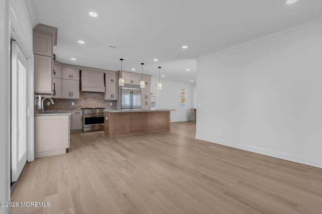 619 Park Avenue, Brielle, NJ 08730