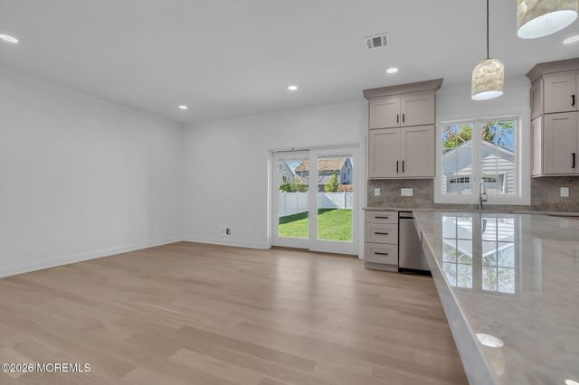 619 Park Avenue, Brielle, NJ 08730