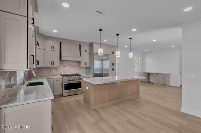 619 Park Avenue, Brielle, NJ 08730