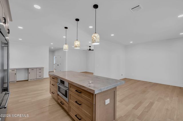 619 Park Avenue, Brielle, NJ 08730