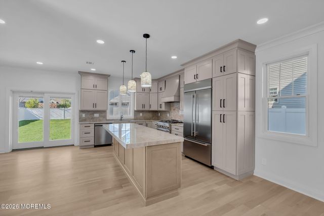 619 Park Avenue, Brielle, NJ 08730