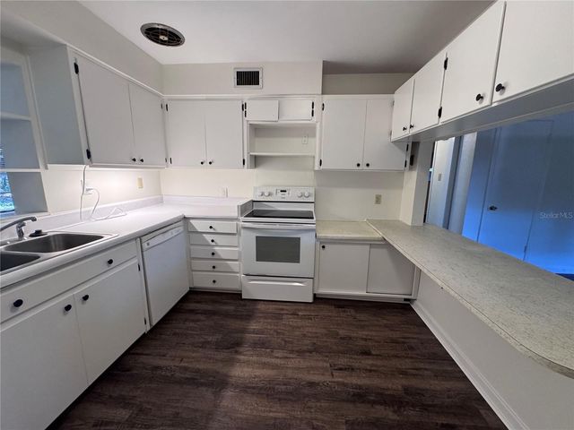 516 W WINTER PARK STREET, Orlando, FL 32804