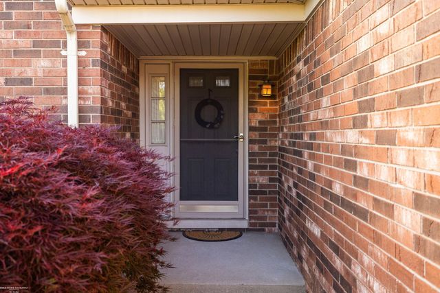 15589 Winter Park Drive, Macomb Twp, MI 48044