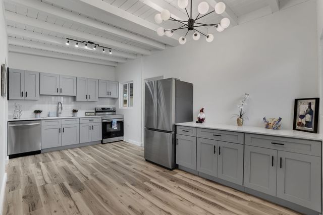 1126 Gretta Street NE, Albuquerque, NM 87112