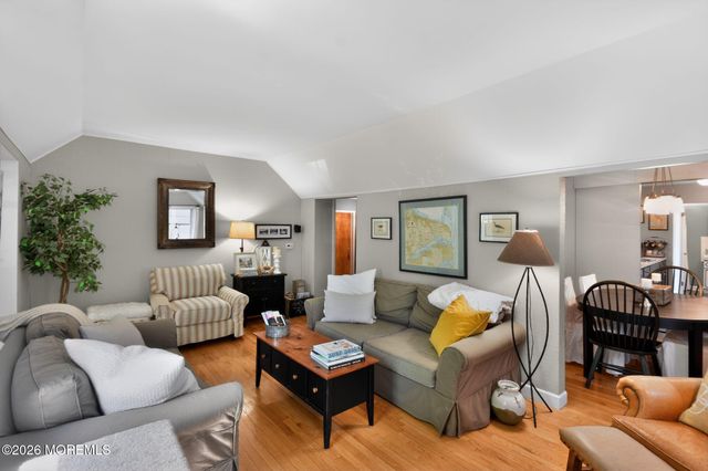 9 Forrest Avenue, Rumson, NJ 07760