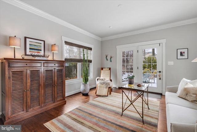 6618 GORDON AVE, Falls Church, VA 22046