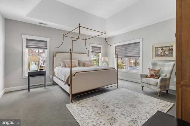 6618 GORDON AVE, Falls Church, VA 22046