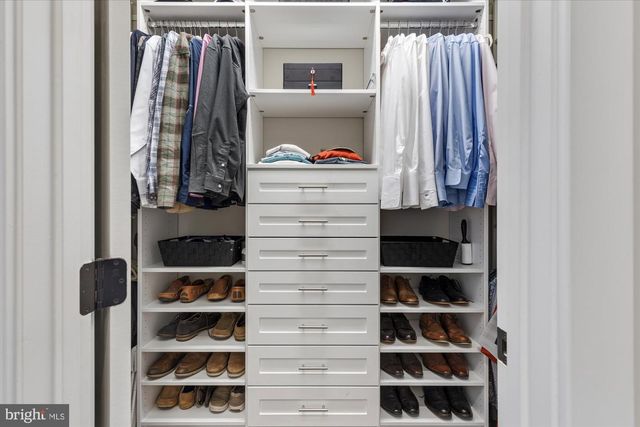 6618 GORDON AVE, Falls Church, VA 22046