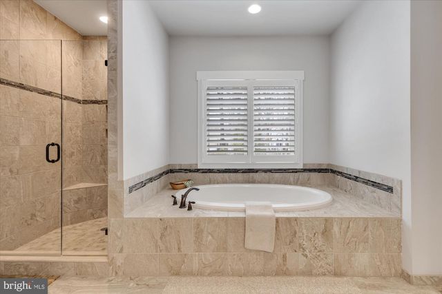 6618 GORDON AVE, Falls Church, VA 22046