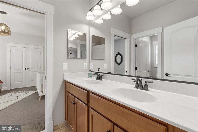 6618 GORDON AVE, Falls Church, VA 22046