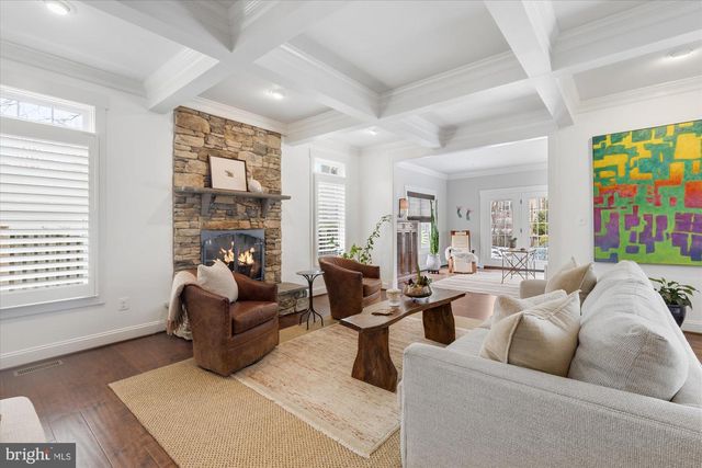 6618 GORDON AVE, Falls Church, VA 22046