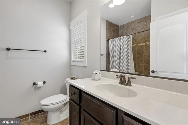 6618 GORDON AVE, Falls Church, VA 22046