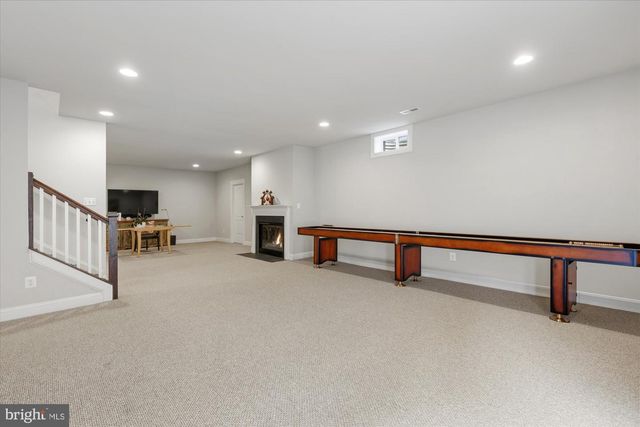 6618 GORDON AVE, Falls Church, VA 22046