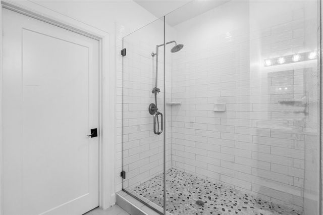 120 E 32nd Street A, Houston, TX 77018