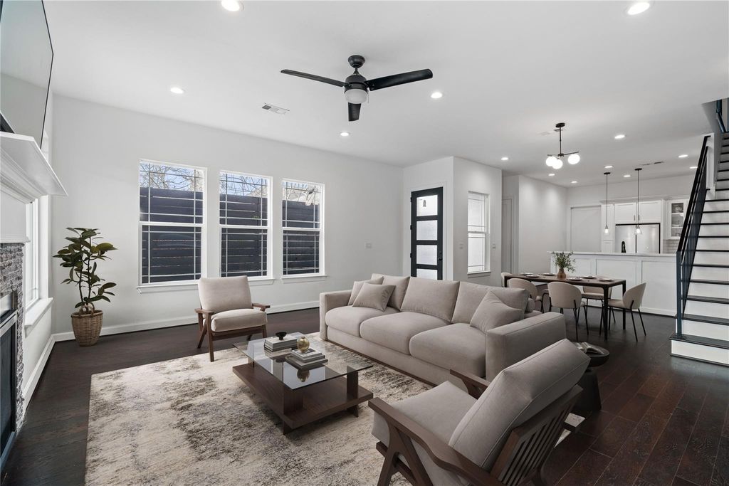 120 E 32nd Street A, Houston, TX 77018