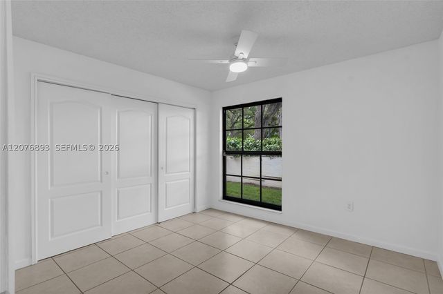 7100 Fairway Dr K11, Miami Lakes, FL 33014