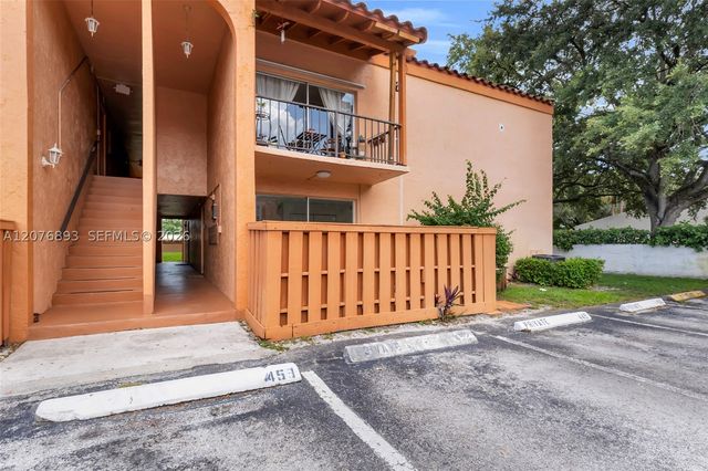 7100 Fairway Dr K11, Miami Lakes, FL 33014