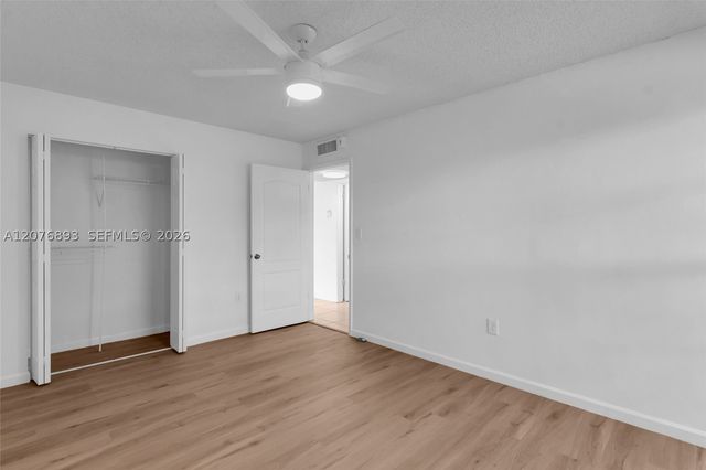 7100 Fairway Dr K11, Miami Lakes, FL 33014