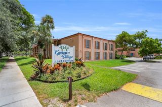 7100 Fairway Dr K11, Miami Lakes, FL 33014